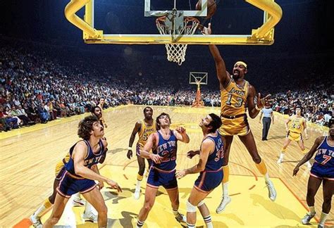 The Western Conference champion Los Angeles Lakers. . 1972 nba championship